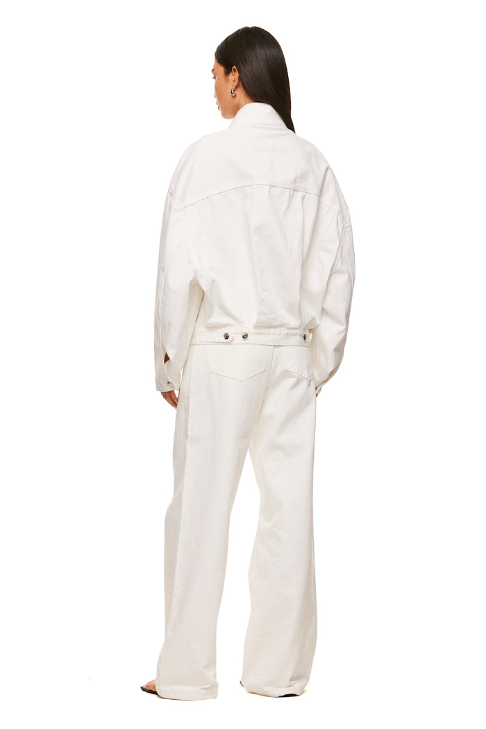 THE MAXWELL WHITE JACKET | MODEL