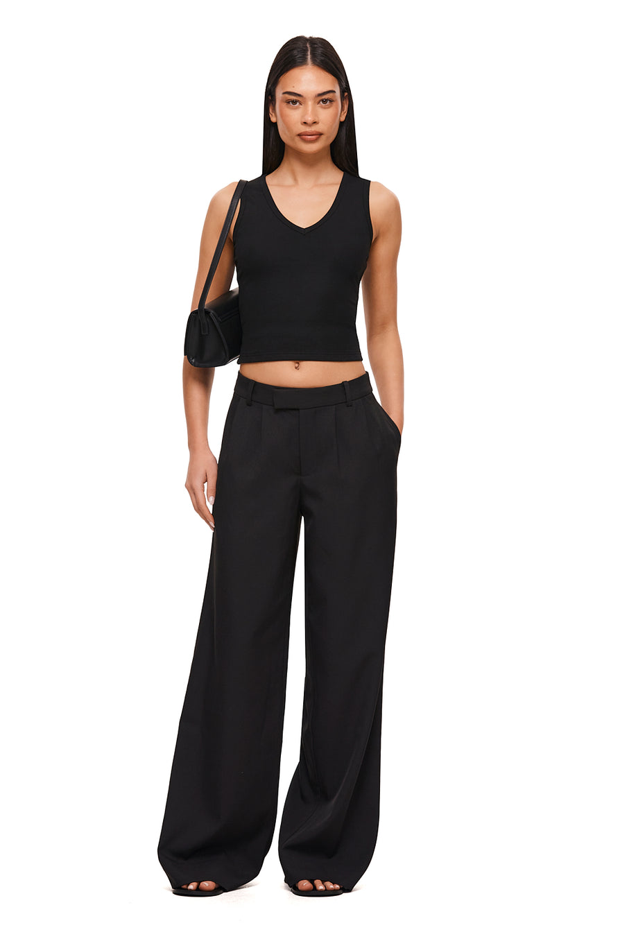 THE RAYNER BLACK PANT | MODEL