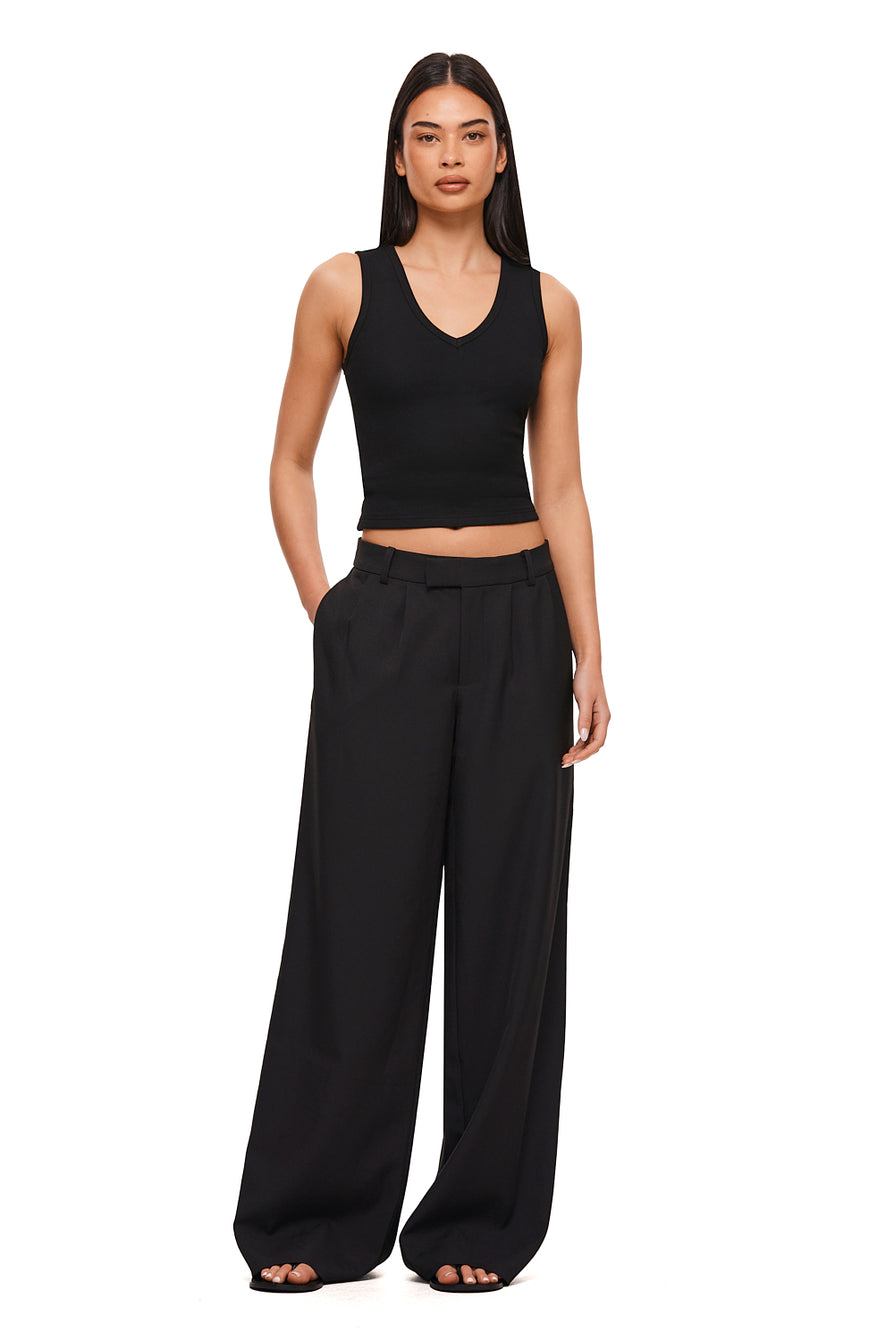 THE RAYNER BLACK PANT | MODEL