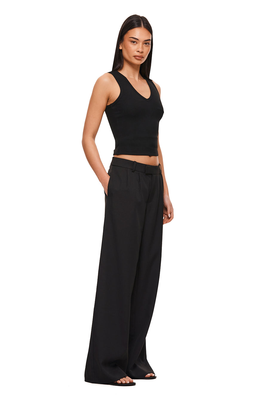 THE RAYNER BLACK PANT | MODEL