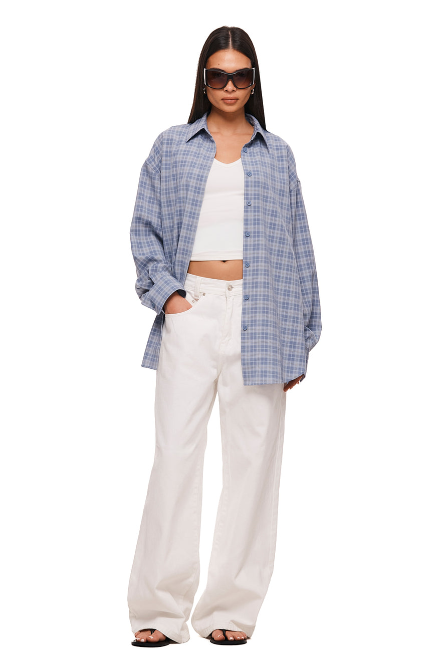 THE PAX BLUE PLAID SHIRT | MODEL