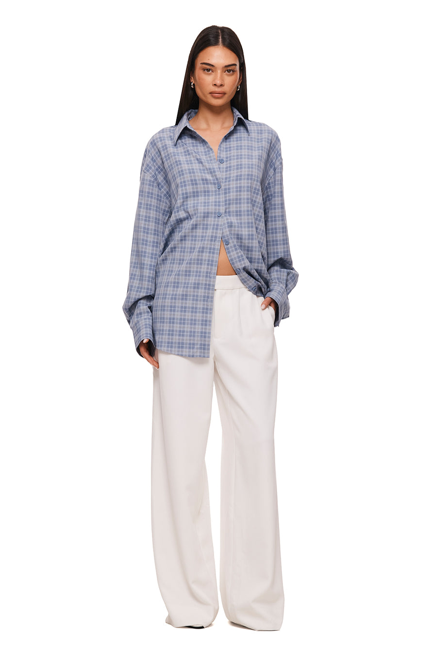 THE PAX BLUE PLAID SHIRT | MODEL