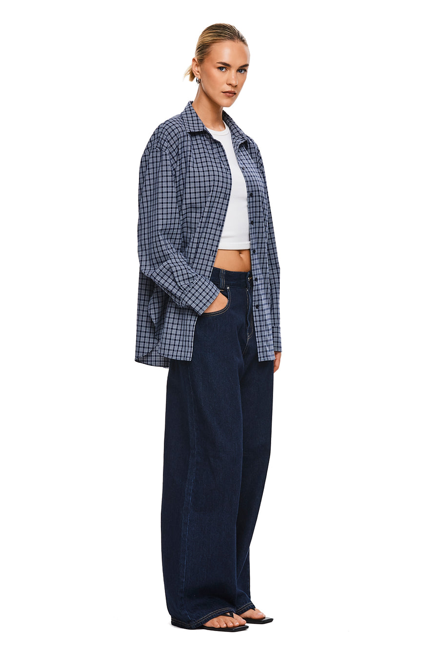 THE PAX NAVY SHIRT | MODEL