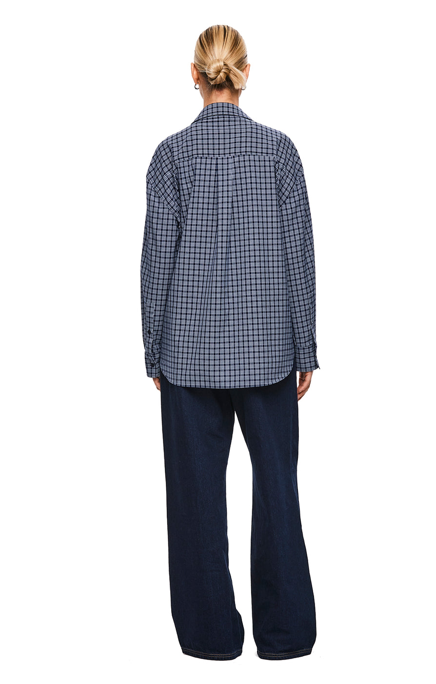 THE PAX NAVY SHIRT | MODEL