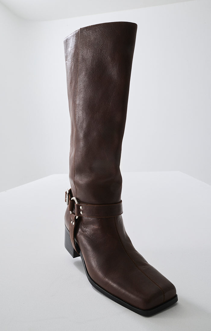 THE RESSE BROWN BOOT | LIFESTYLE