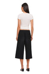 THE RHEA BLACK BERMUDA SHORT | MODEL