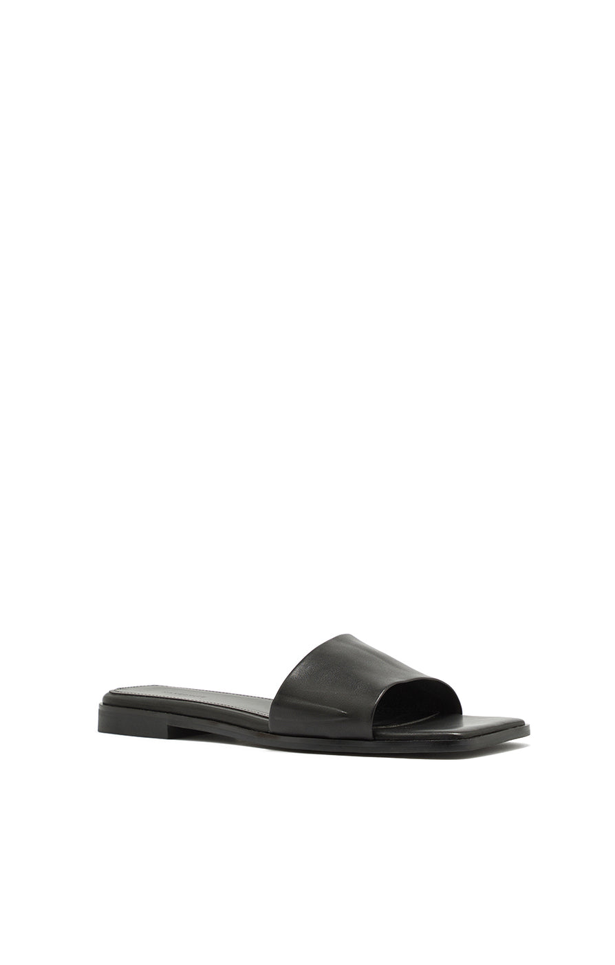 THE ROMY BLACK FLAT | GHOST