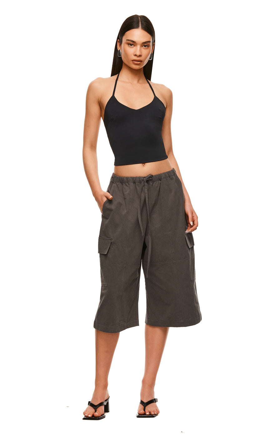 THE ZUMA GREY SHORT | MODEL