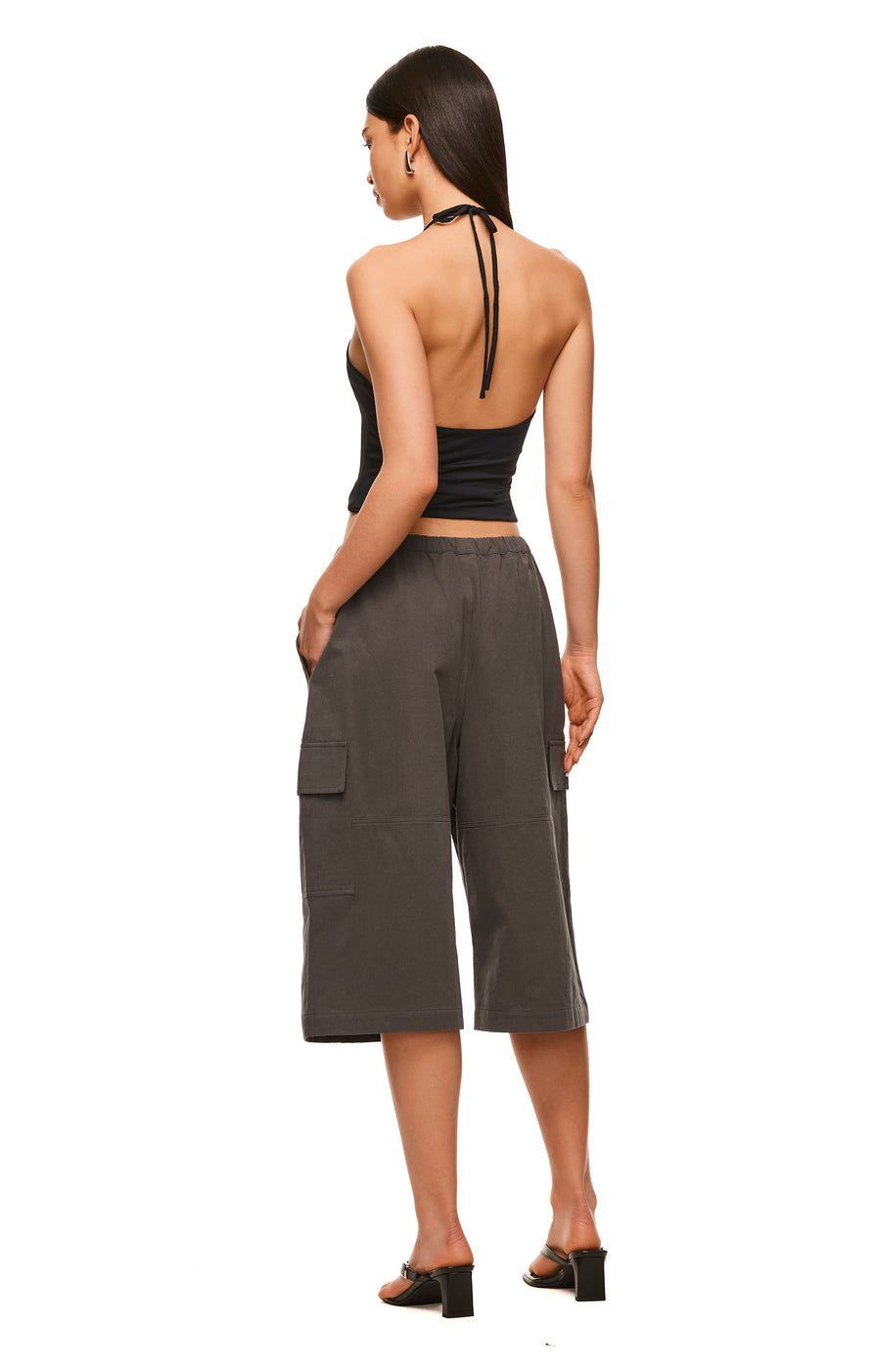 THE ZUMA GREY SHORT | MODEL