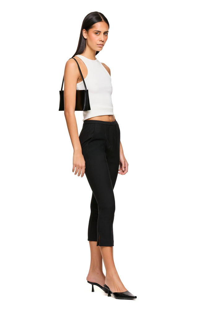 THE SHILOH BLACK CAPRI PANT 