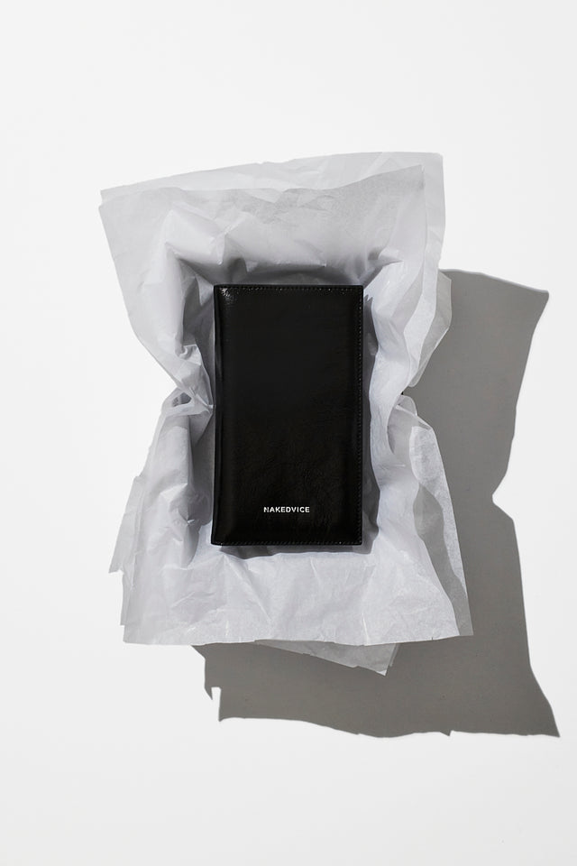 THE SALERNO BLACK PASSPORT WALLET 