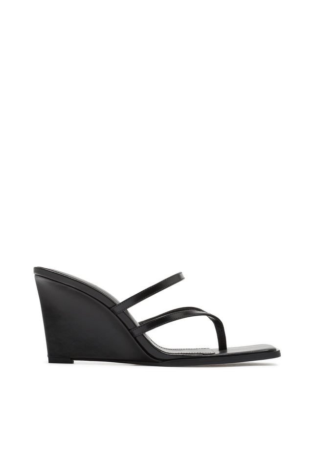 THE SASKIA BLACK WEDGE 