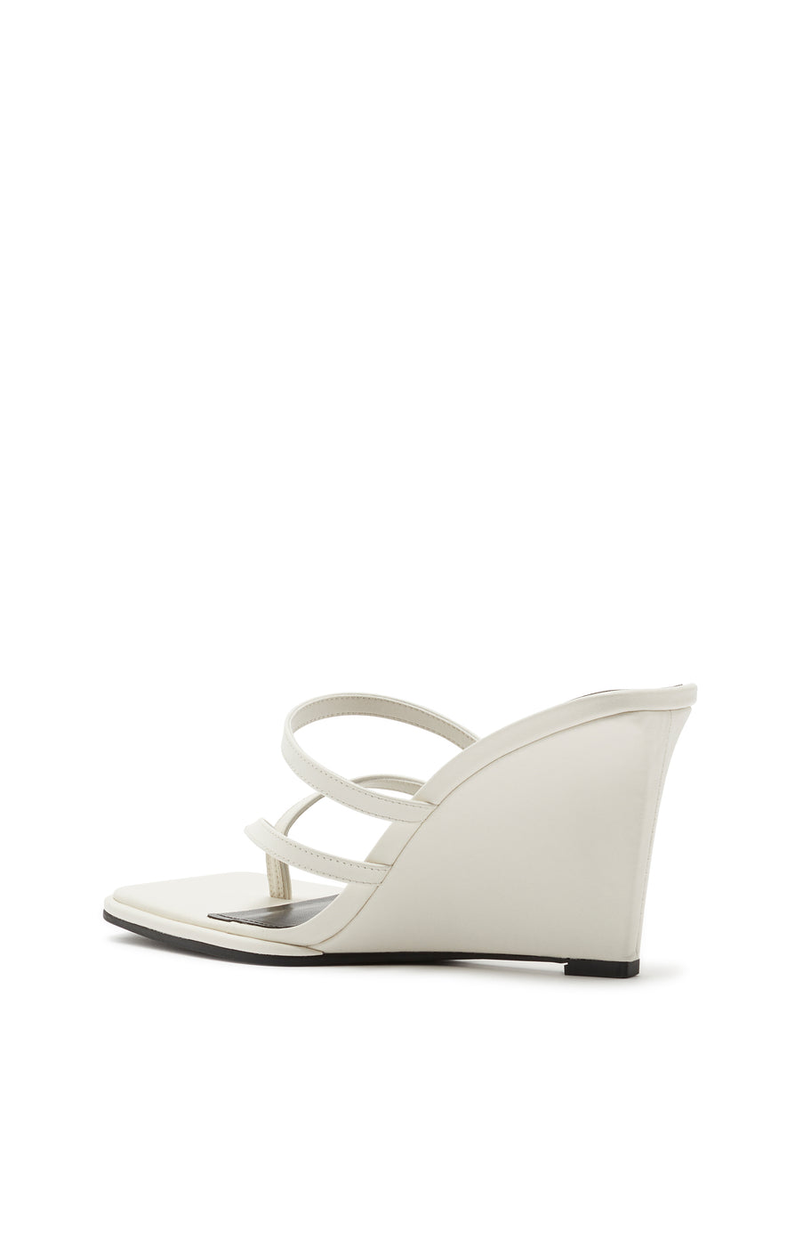 THE SASKIA WHITE WEDGE | GHOST