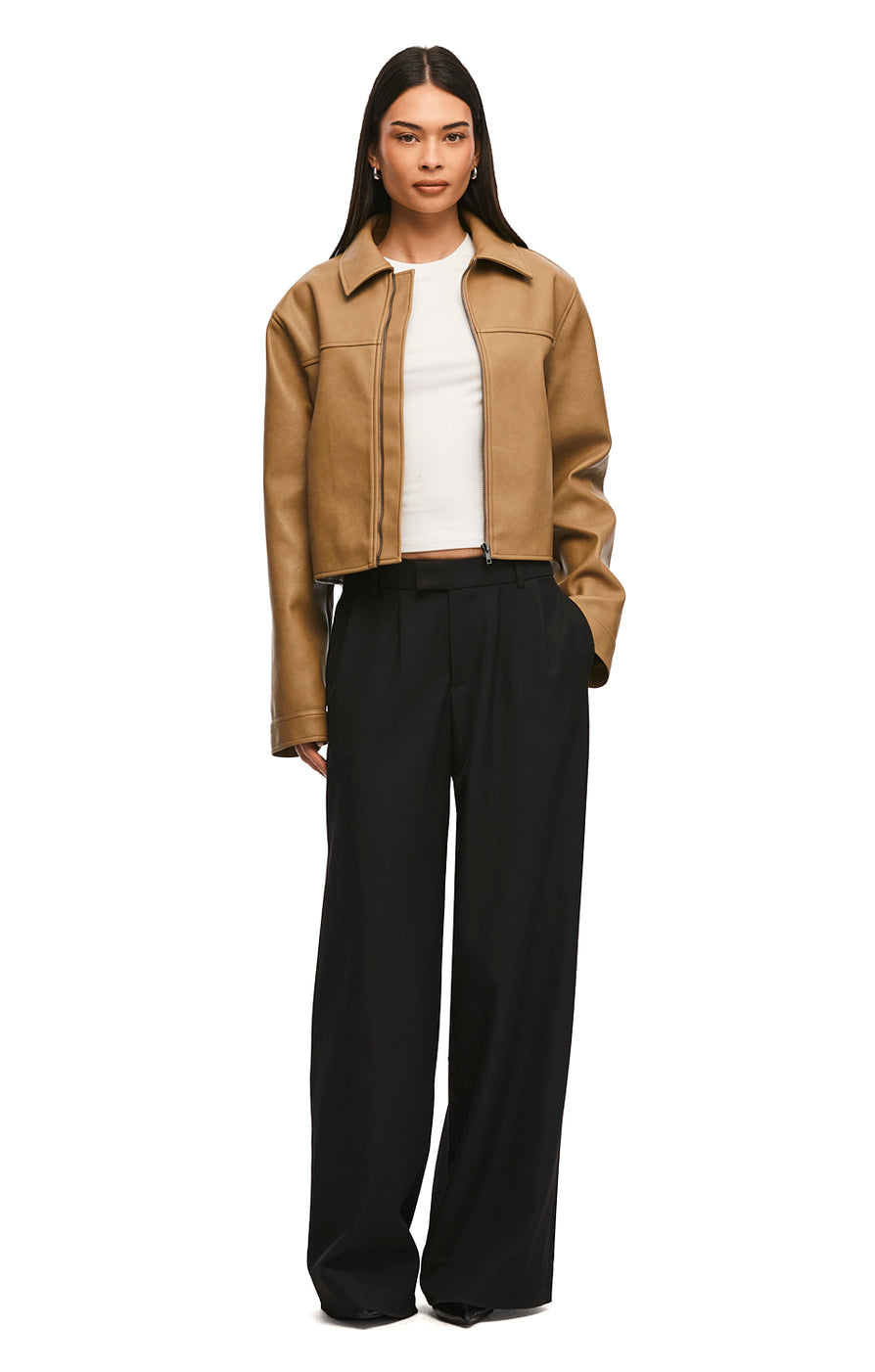 THE TANNER BLONDE JACKET | model