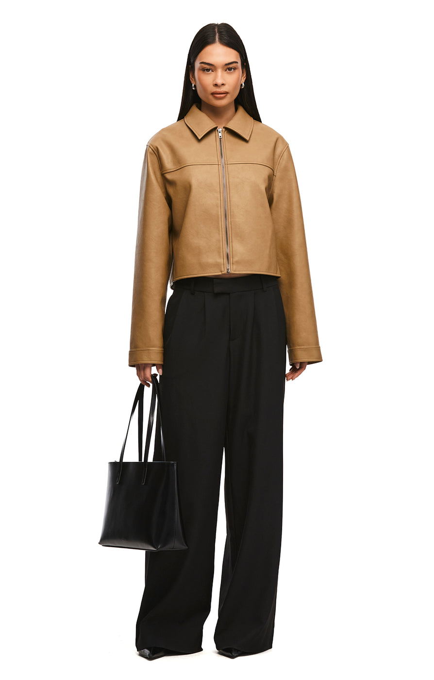 THE RAYNER BLACK PANT | MODEL