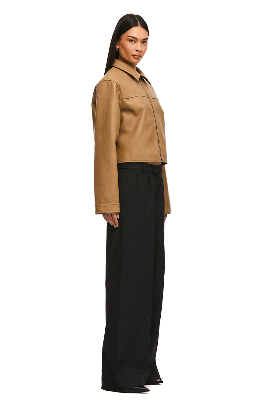 THE TANNER BLONDE JACKET | model