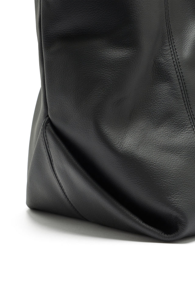 THE TATUM BLACK TOTE 