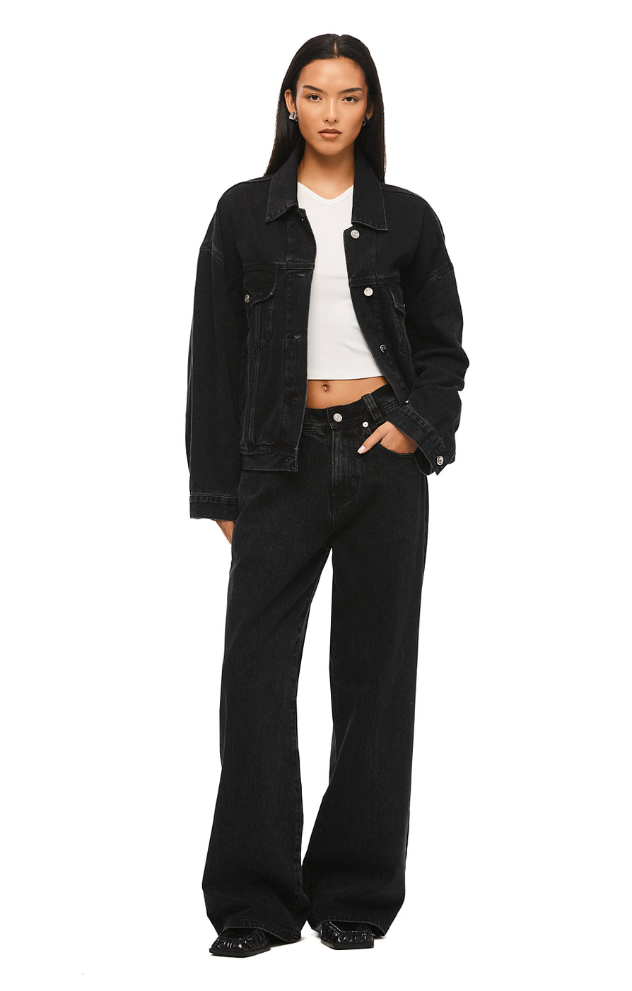 THE MAXWELL BLACK JEAN | MODEL