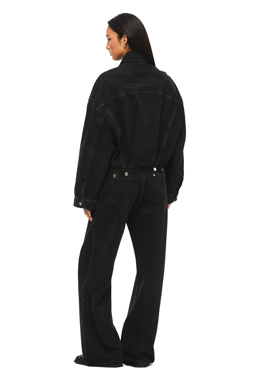THE MAXWELL BLACK JACKET | MODEL