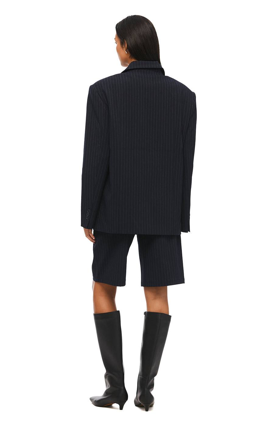 THE ISLA NAVY PINSTRIPE BLAZER | MODEL