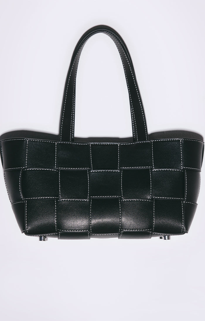 THE TILDA BLACK MINI BAG | Campaign