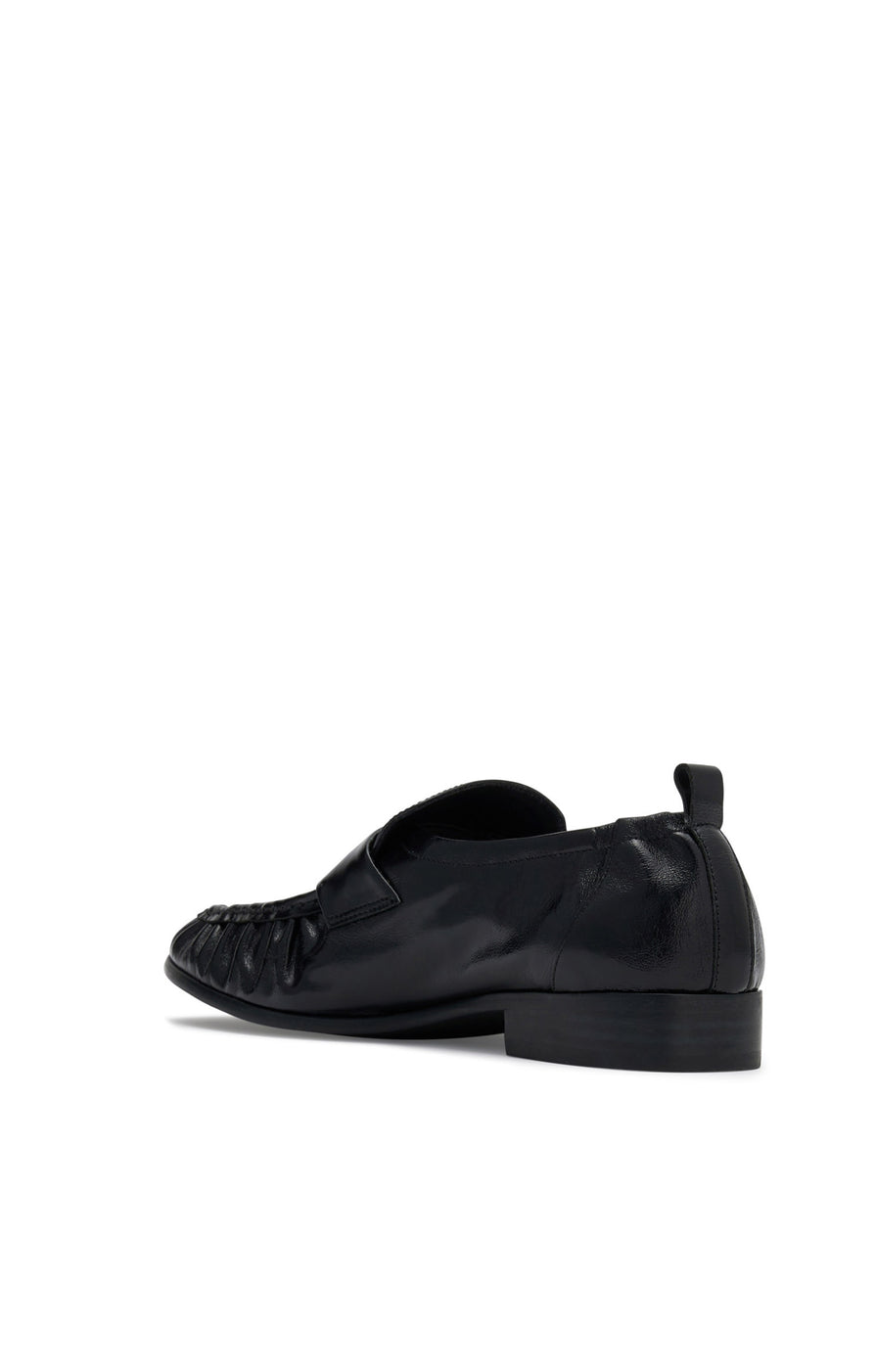 THE CAMDEN BLACK LOAFER