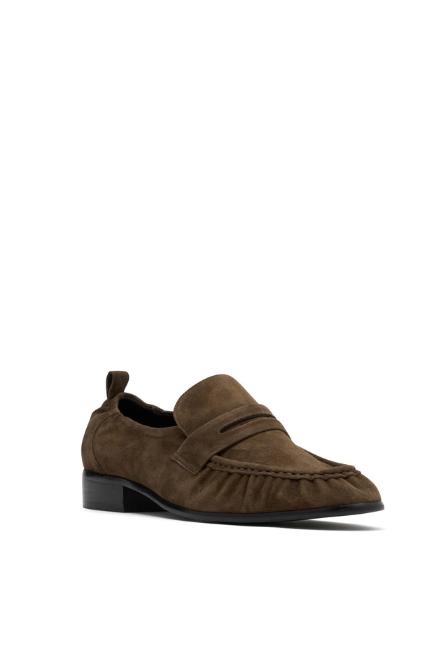 THE CAMDEN COCOA LOAFER