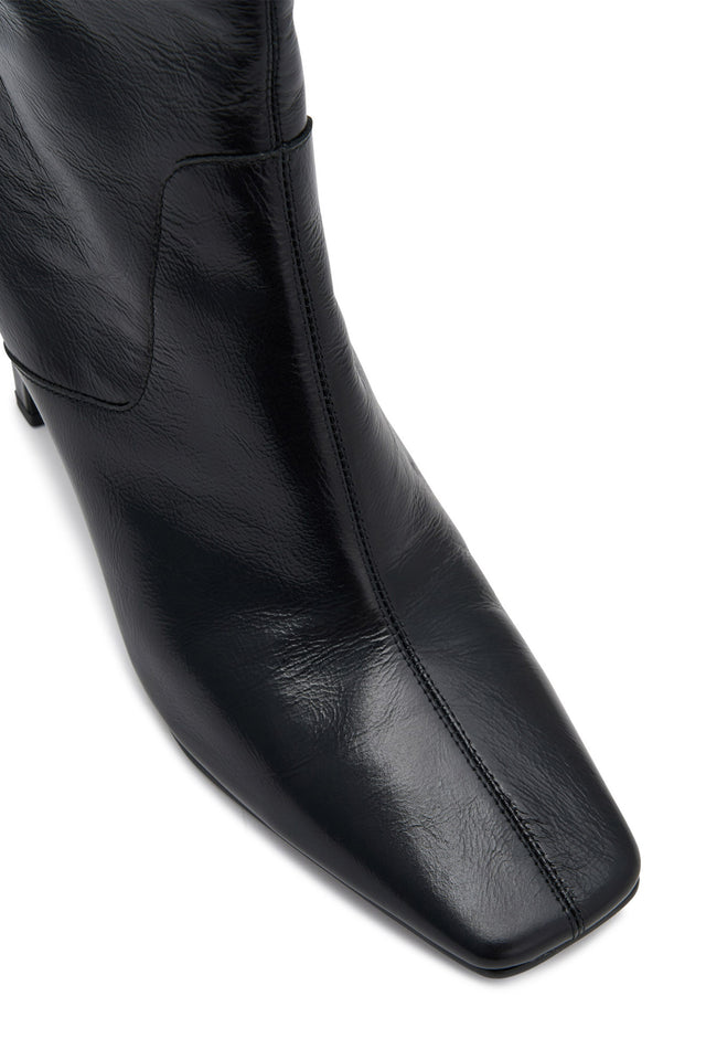 THE CINDY BLACK BOOT