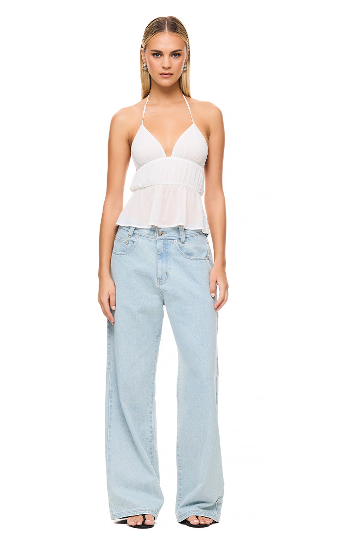 THE ODETTE WHITE TOP | MODEL