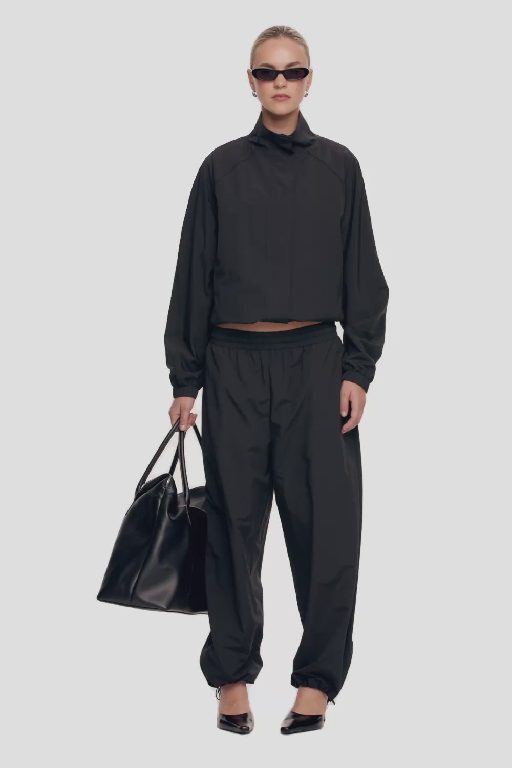 THE HUGO SILVER DUFFLE | VIDEO