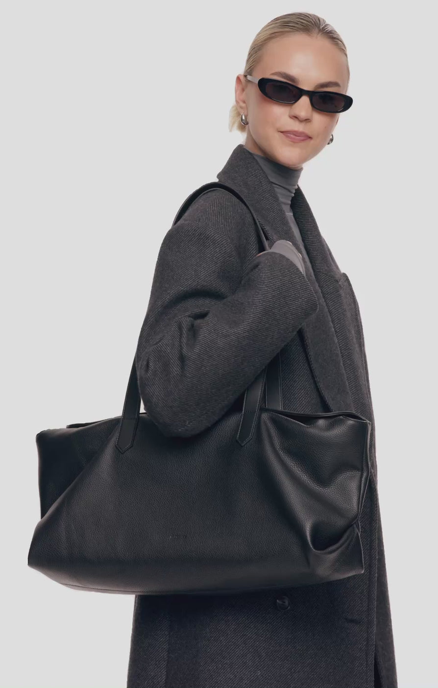 THE POPPY BLACK TOTE | VIDEO